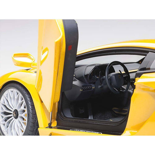 1/18 Model Car E3440