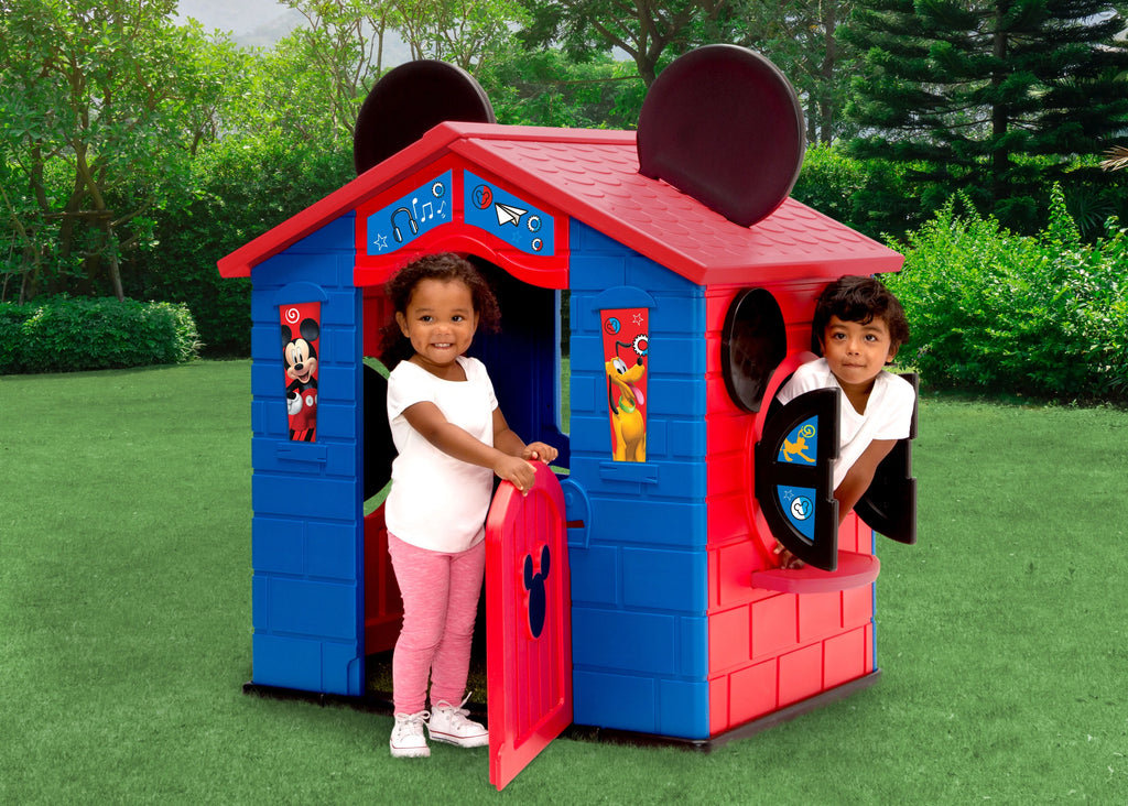 Plastic Indoor Outdoor Playhouse Z7474