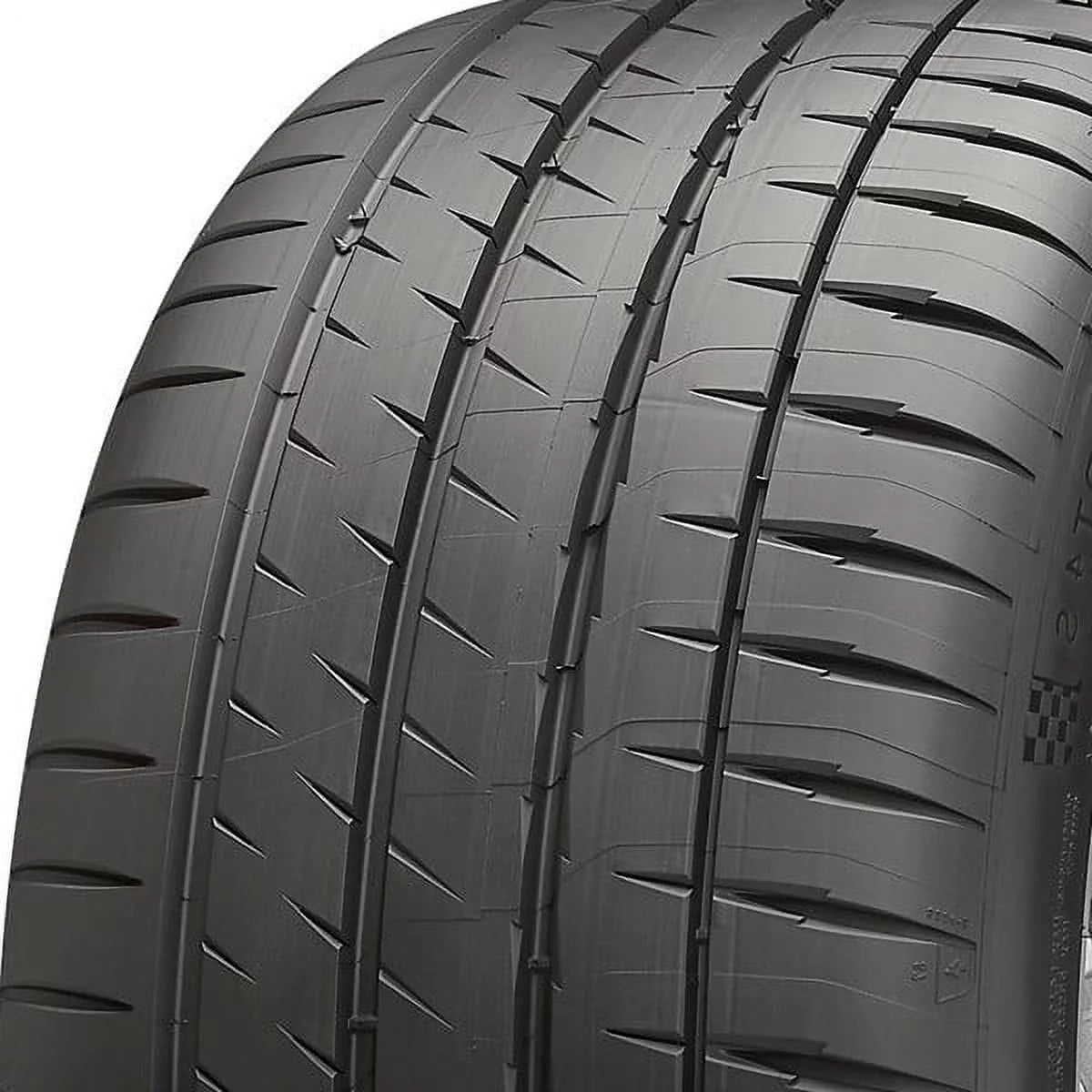 Summer 225/40ZR19 (93Y) XL Passenger Tire P187724