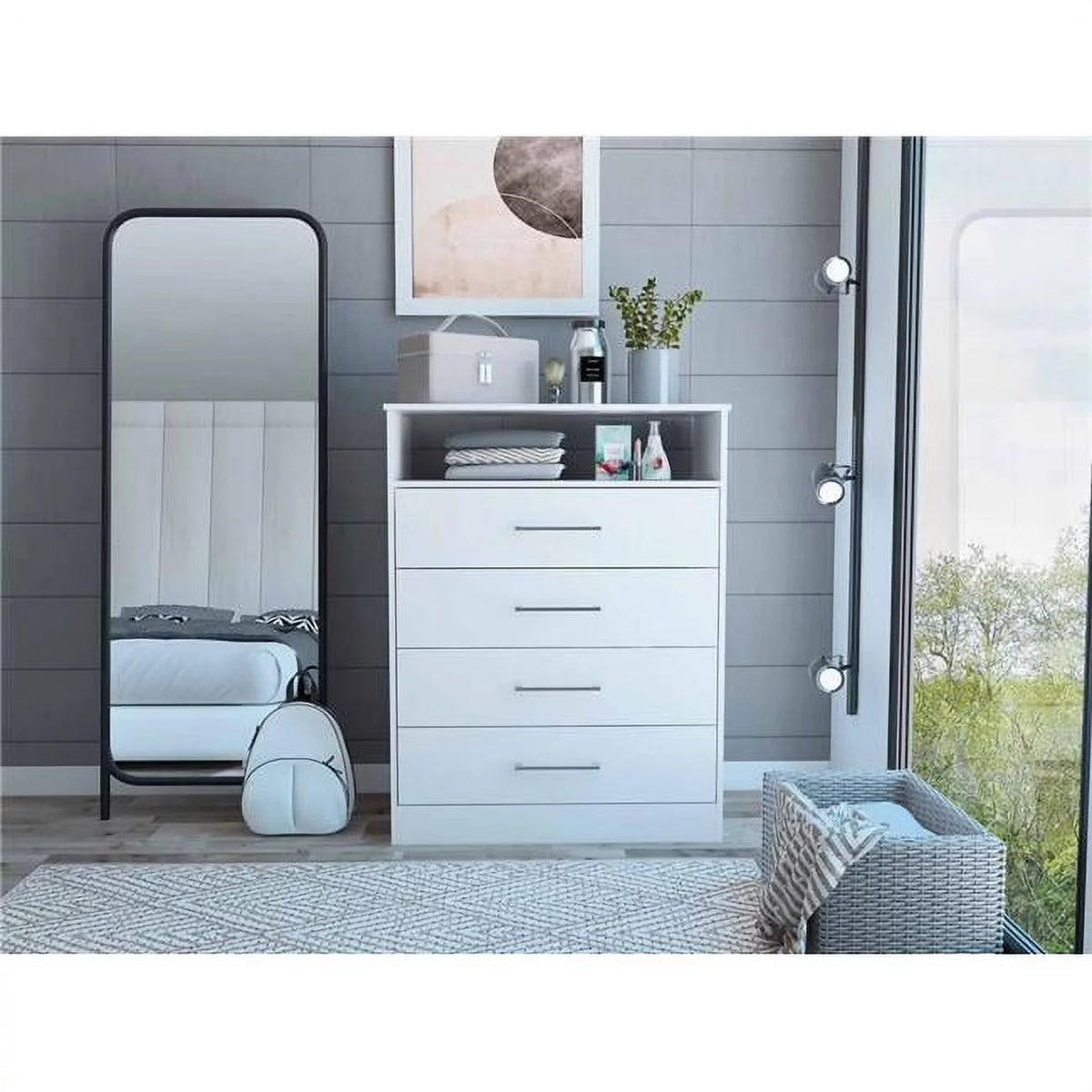 White Four Drawer Dresser with Hutch H786894