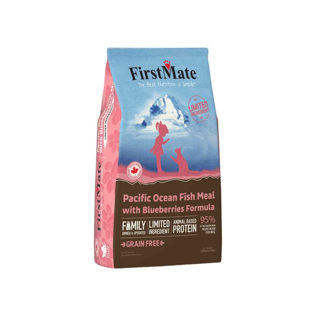 Chicken Meal Blueberries Limited Ingredient Dry Cat Food D6246