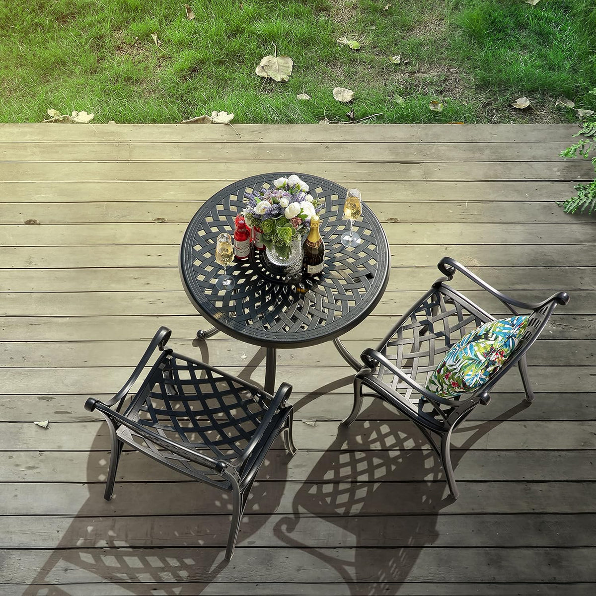 32 Inch Black Cast Aluminum Round Outdoor Dining Table with Umbrella Hole U636432