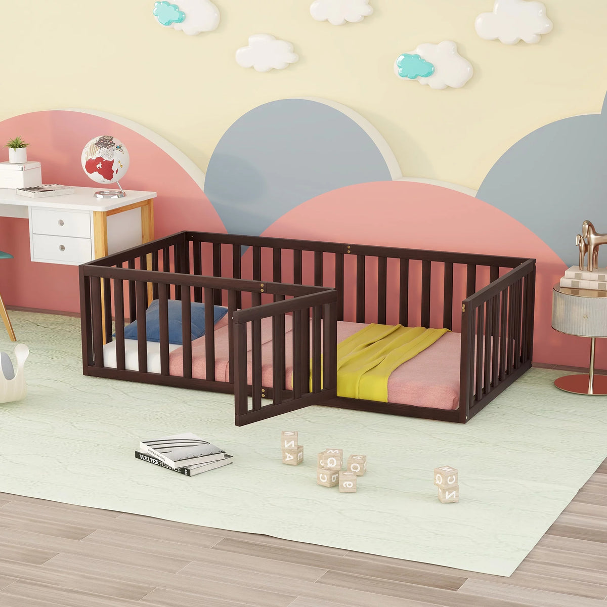 Wood Floor Bed with Fence and Door U6211