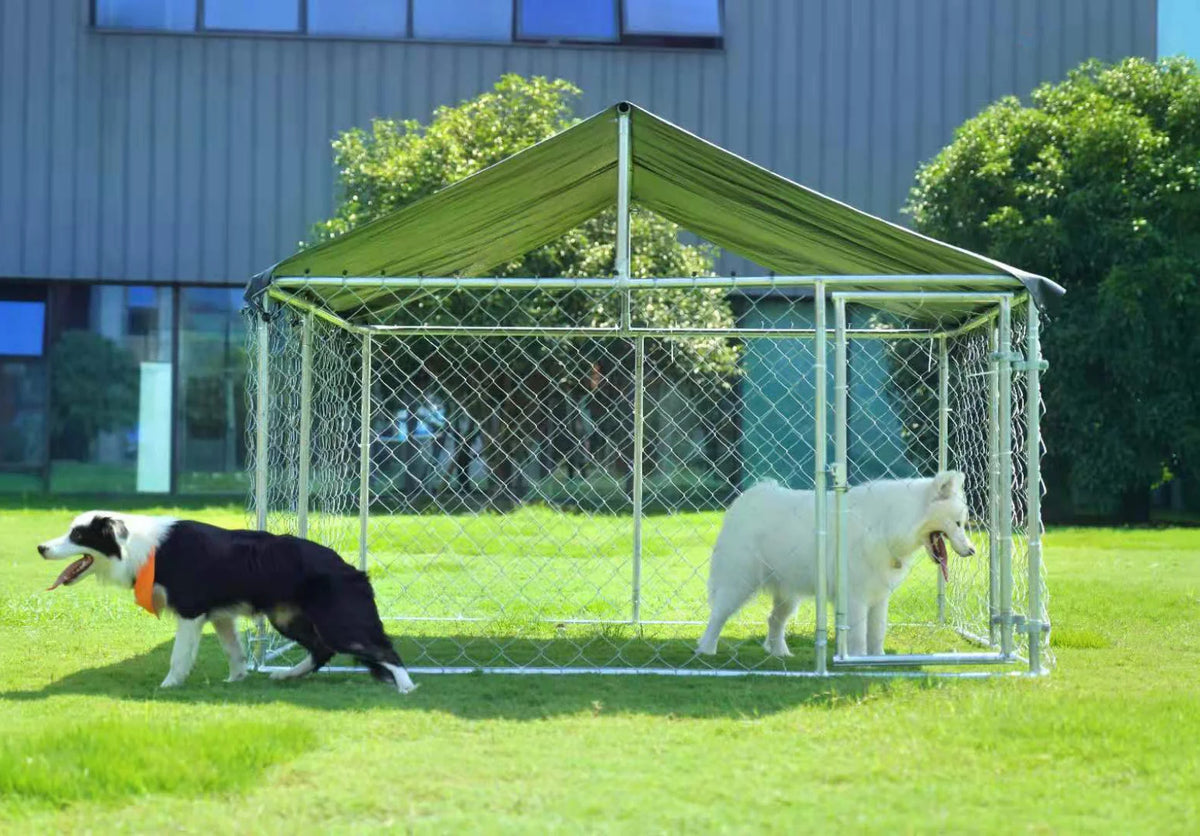 Outdoor Dog Kennel with Black UV & Water Resistant Cover W2010