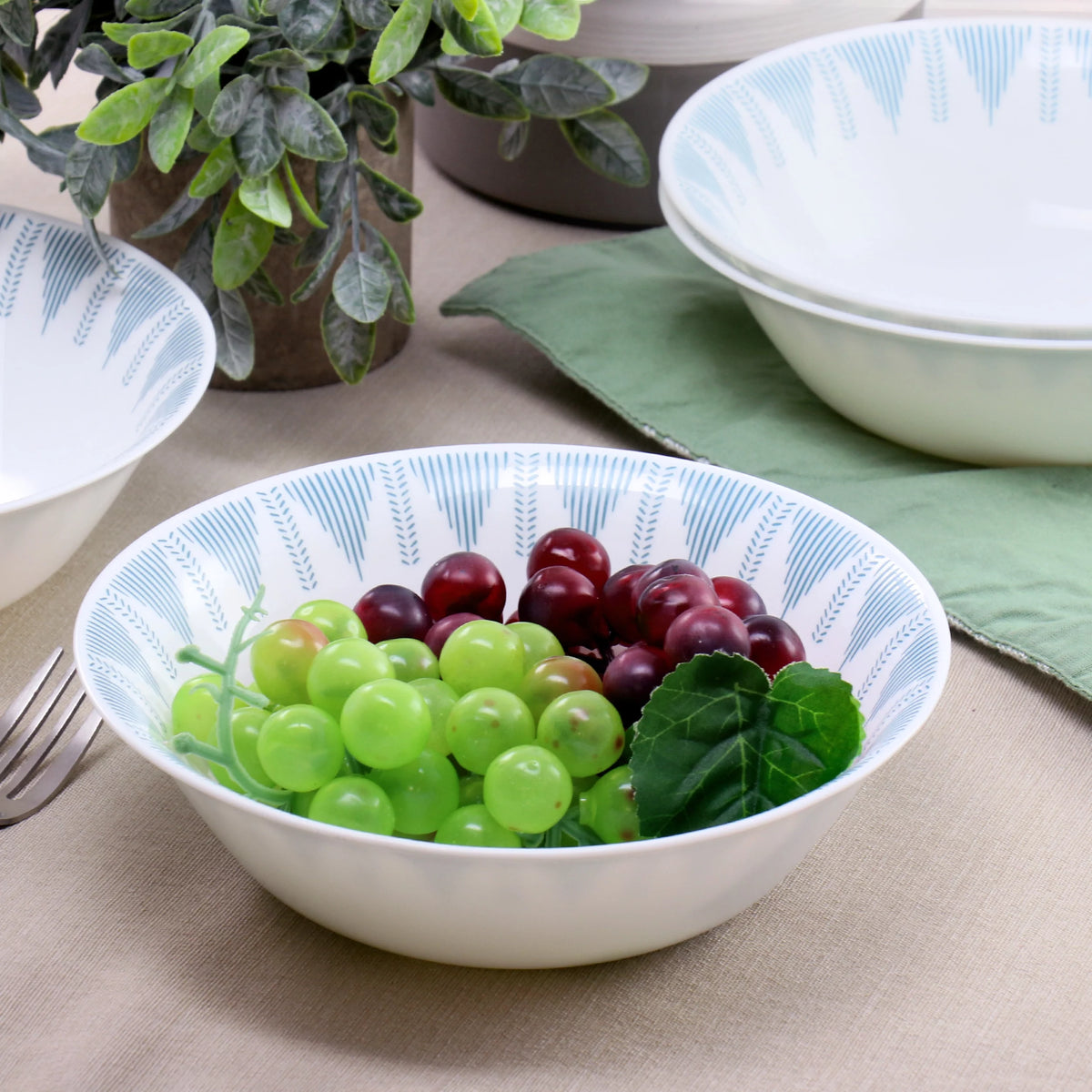 4 Piece 7.5 Inch Round Tempered Opal Glass Bowl Set in Blue X79548
